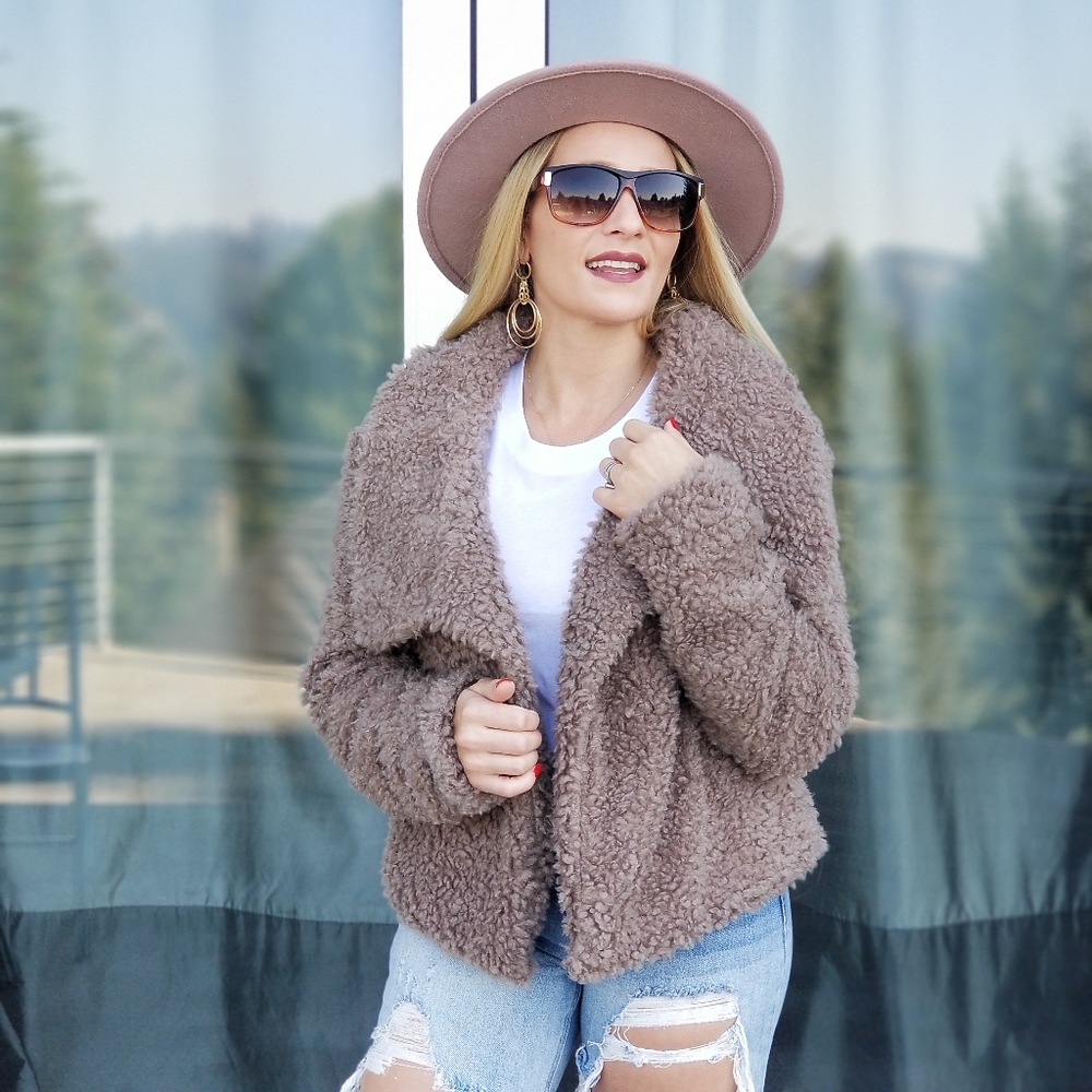 ANGIE Faux Fur Coat - Picture 7 of 9
